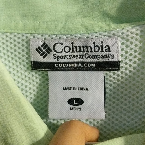 Columbia light green lime button up - Picture 2 of 4